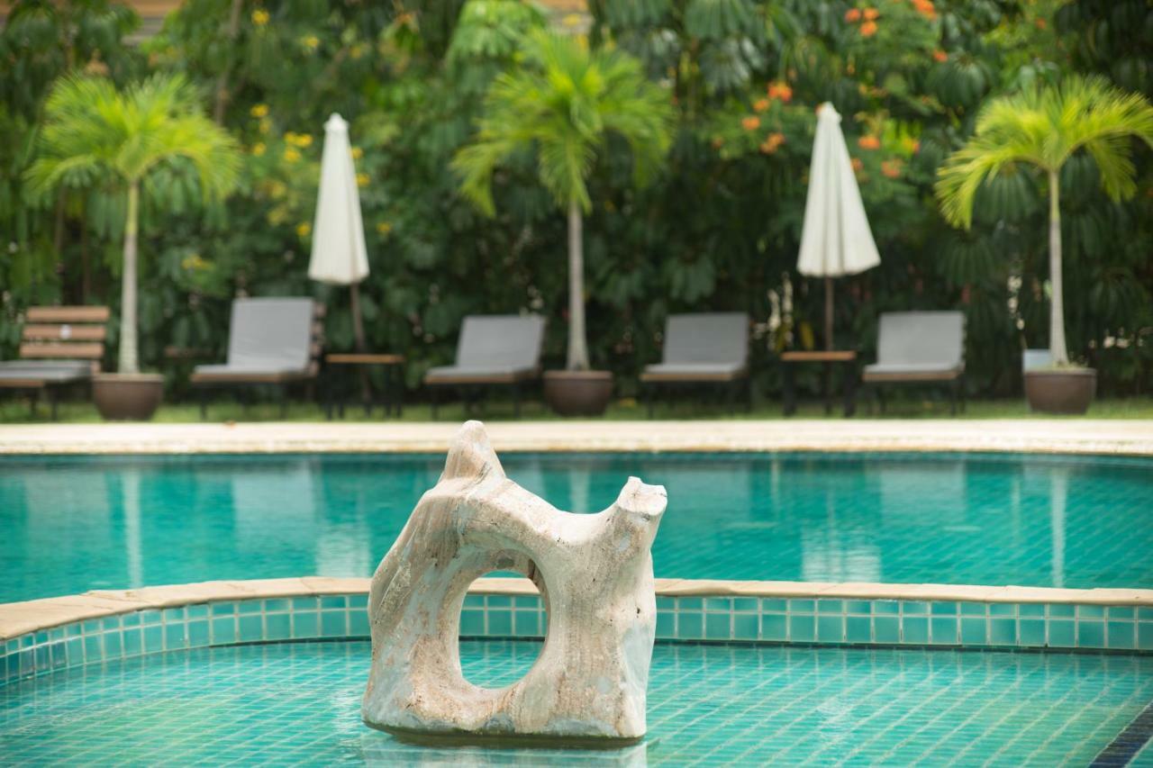 Blue Beach Grand Resort And Spa Rawai Exterior photo